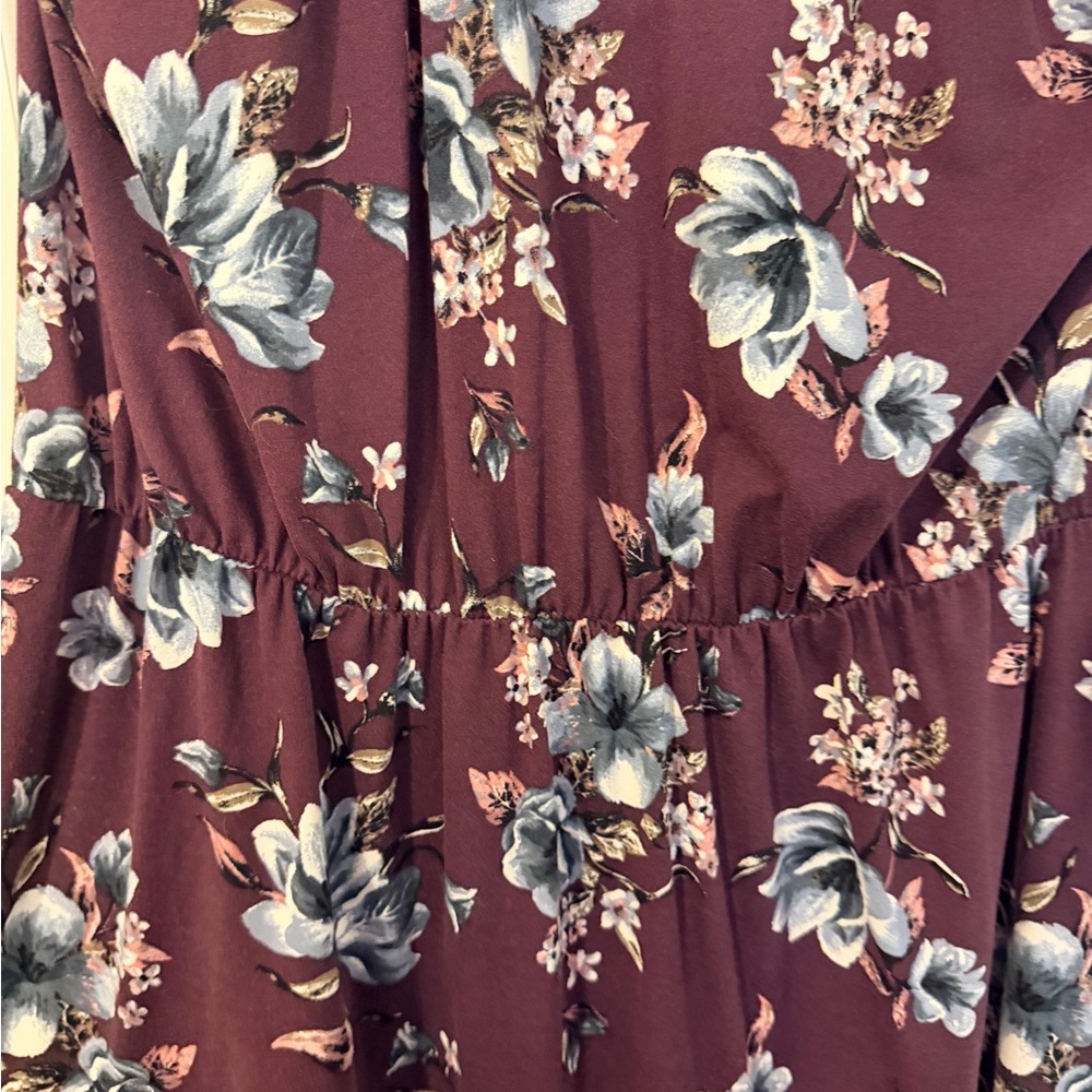 French Grey Floral Dress in Deep Purple - Picture 6 of 6